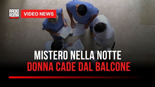 Donna precipita dal balcone nella notte a Roma, è grave