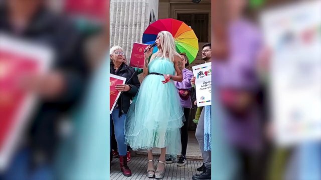 Organizaciones de la diversidad se reunieron frente a la sede central del Registro Civil porteño