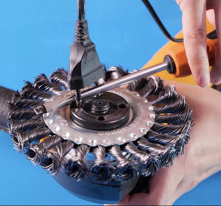 EVERYONE Needs These Genius Life Hacks 🔥