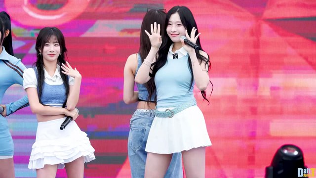 241006 지원 JEEWON 시그니처 cignature '풍덩 + I like I like + AURORA' 4K 60P 직캠 @KFN 위문열차