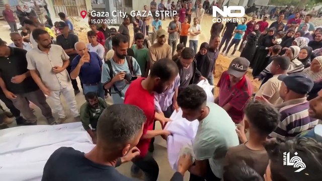 Ataques aéreos mortais atingem Gaza, dezenas de mortos durante a noite