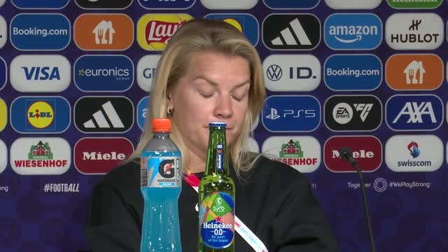Norvège - Hegerberg et Graham Hansen gênées après une question sur les tenues de l'Euro