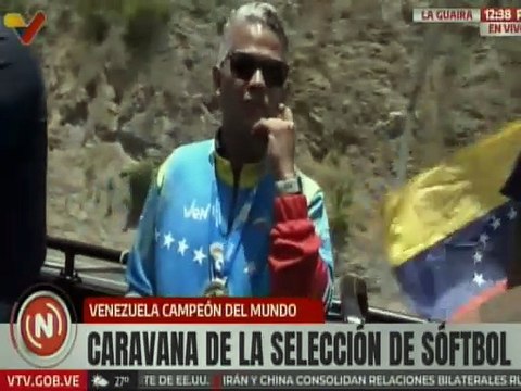Campeones mundiales de softbol realizan caravana deportiva hacia Caracas