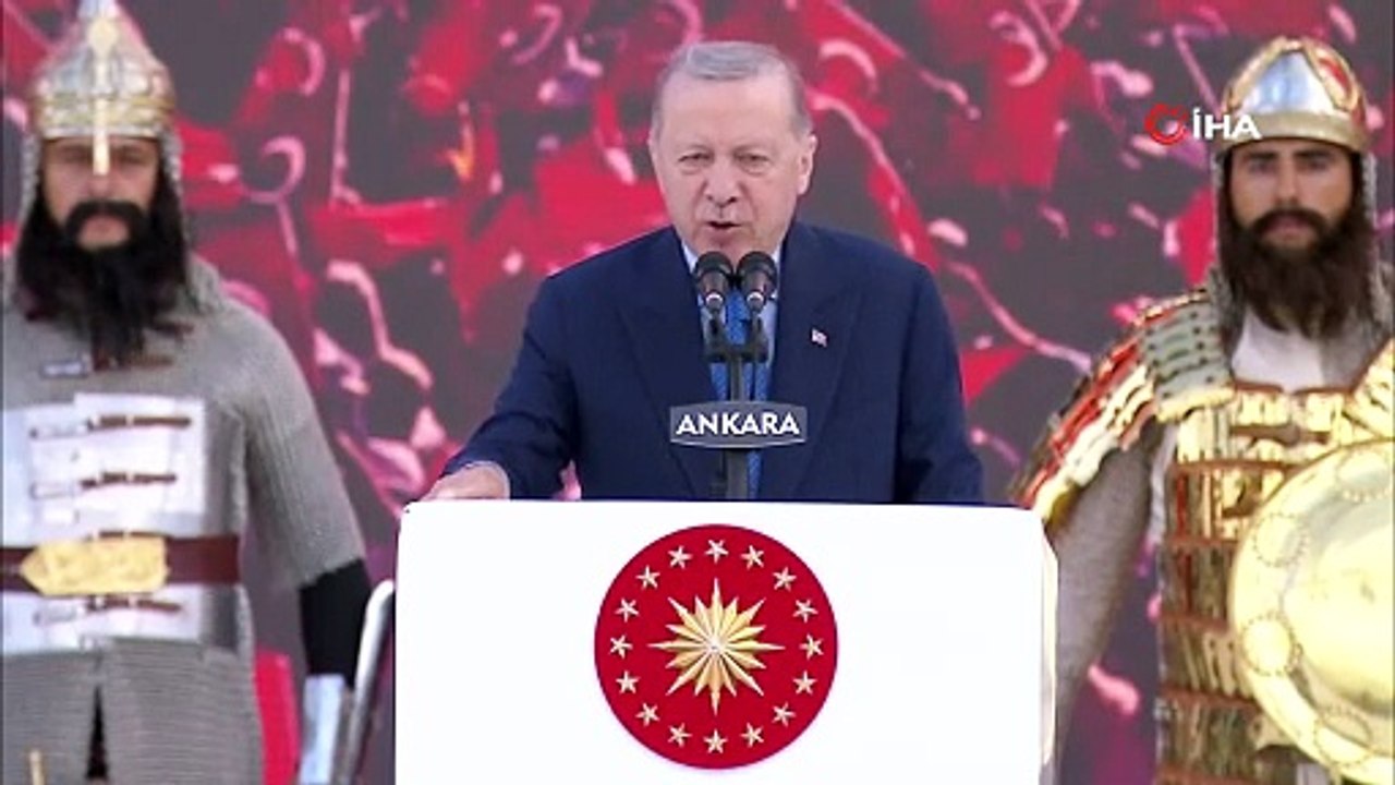 Cumhurbaşkanı Erdoğan, TBMM ve Gölbaşı Özel Harekat Başkanlığı’nda 15 Temmuz Demokrasi ve Milli Birlik Günü anma programına katıldı