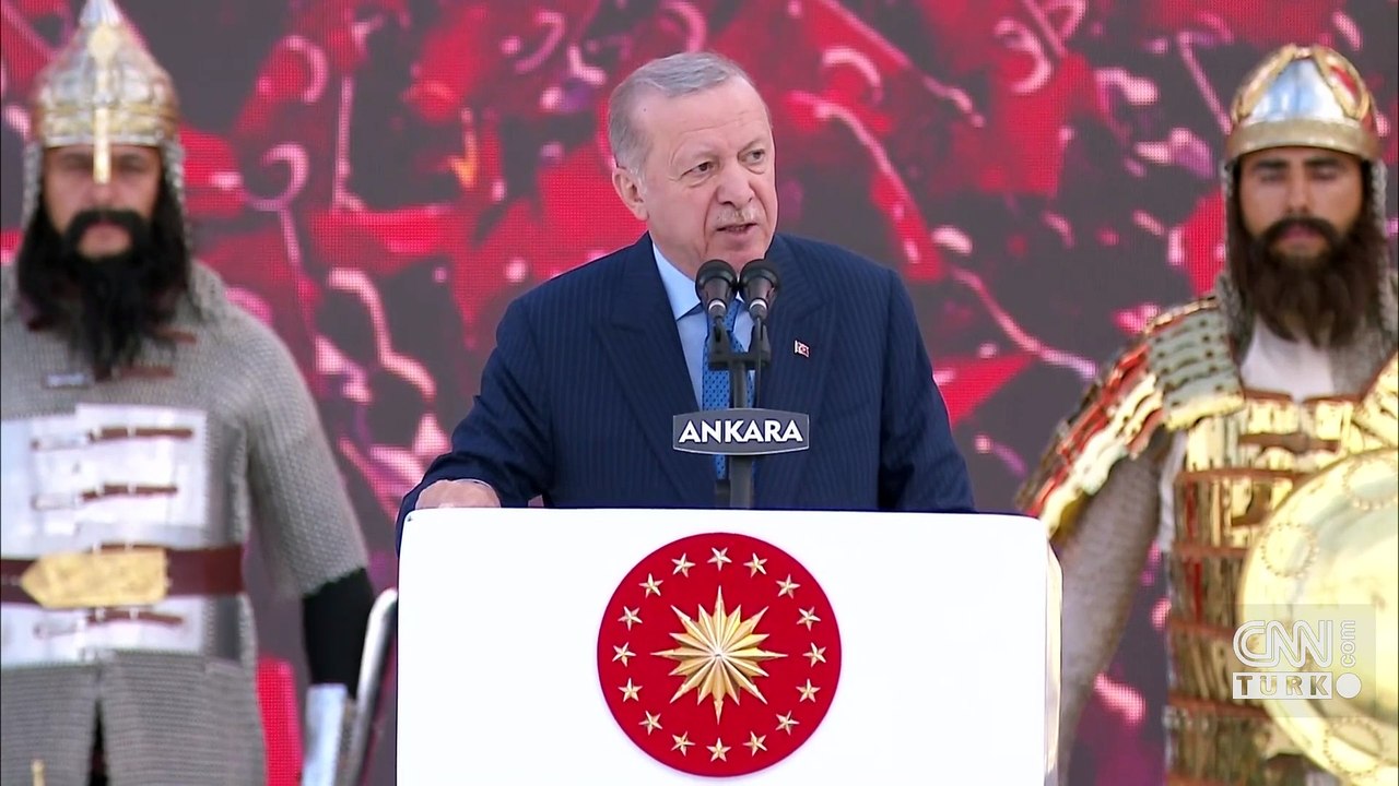 Cumhurbaşkanı Erdoğan: Ruhunu 1 dolara satan alçaklar bunun bedelini mutlaka ödeyeceklerdir
