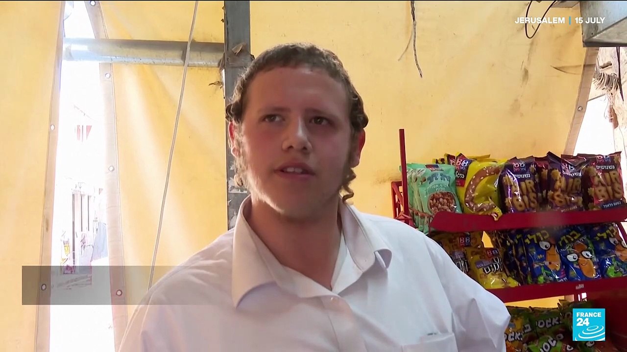 Netanyahu under mounting political pressure after party quits