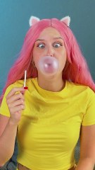 When a lollipop isn’t a lollipop… FOOLED HER! 🤫