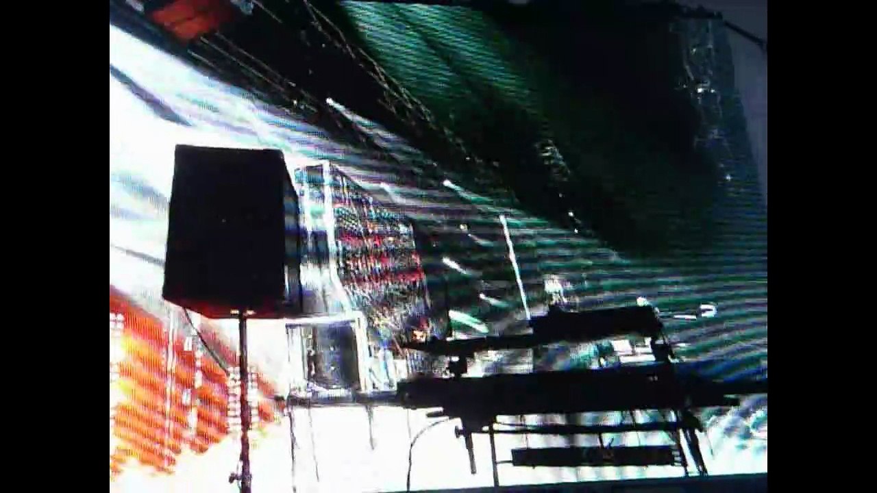 Emerson Lake and Palmer - Welcome Back My Friends