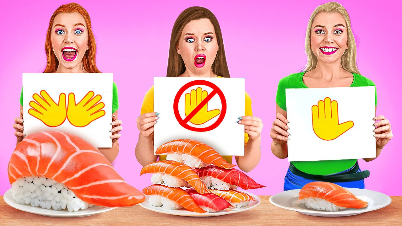 Food Mayhem Challenge : Sans mains, une main ou deux mains ?! 🍽️😱 Qui sort gagnant ? | 123 GO!