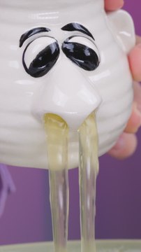 So Easy To Split Eggs With This Little Guy! 🥚✨ #asmr #gadgets #cooking