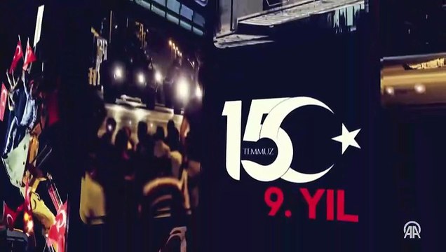 15 Temmuz Derneği ile Sahil Güvenlik Marmara ve Boğazlar Bölge Komutanlığı işbirliğinde İstanbul Boğazı'nda kortej geçişi yapıldı