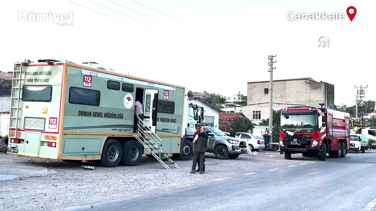 Ayvacık ilçesinde çıkan orman yangınına havadan ve karadan müdahale ediliyor