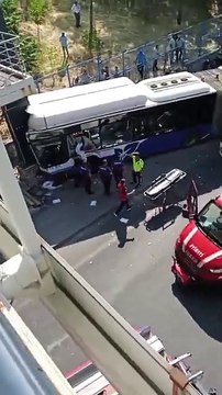Ankara'da Belediye Otobüsü Kaza Yaptı! Yaralılar Var