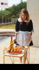 The Lost Daughter's Silent Cry