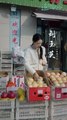 [MULTI SUB] Because of love and hate, the daughter of the group ran away from home. She actually bought fruit on the roadside #精彩大陆短剧#大陸短剧