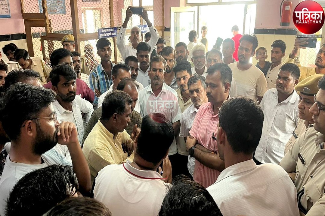 डिस्कॉम की लापरवाही: 11 केवी लाइन से लगा करंट,...