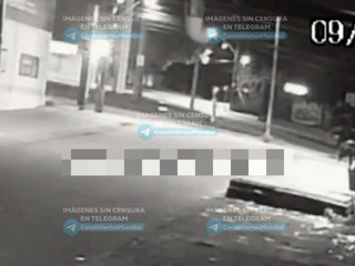 Imágenes sensibles: ¡Tuvo una premonición! Motociclista falleció partido en dos al chocar con un poste