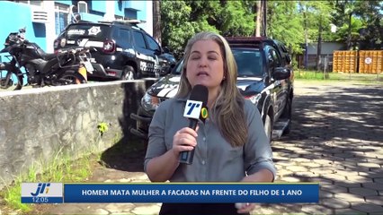 Homem mata mulher a facadas na frente do filho de 1 ano