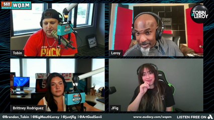 "Rats off a ship!" Roberto Luongo fills the Stanley Cup up with Labubus!