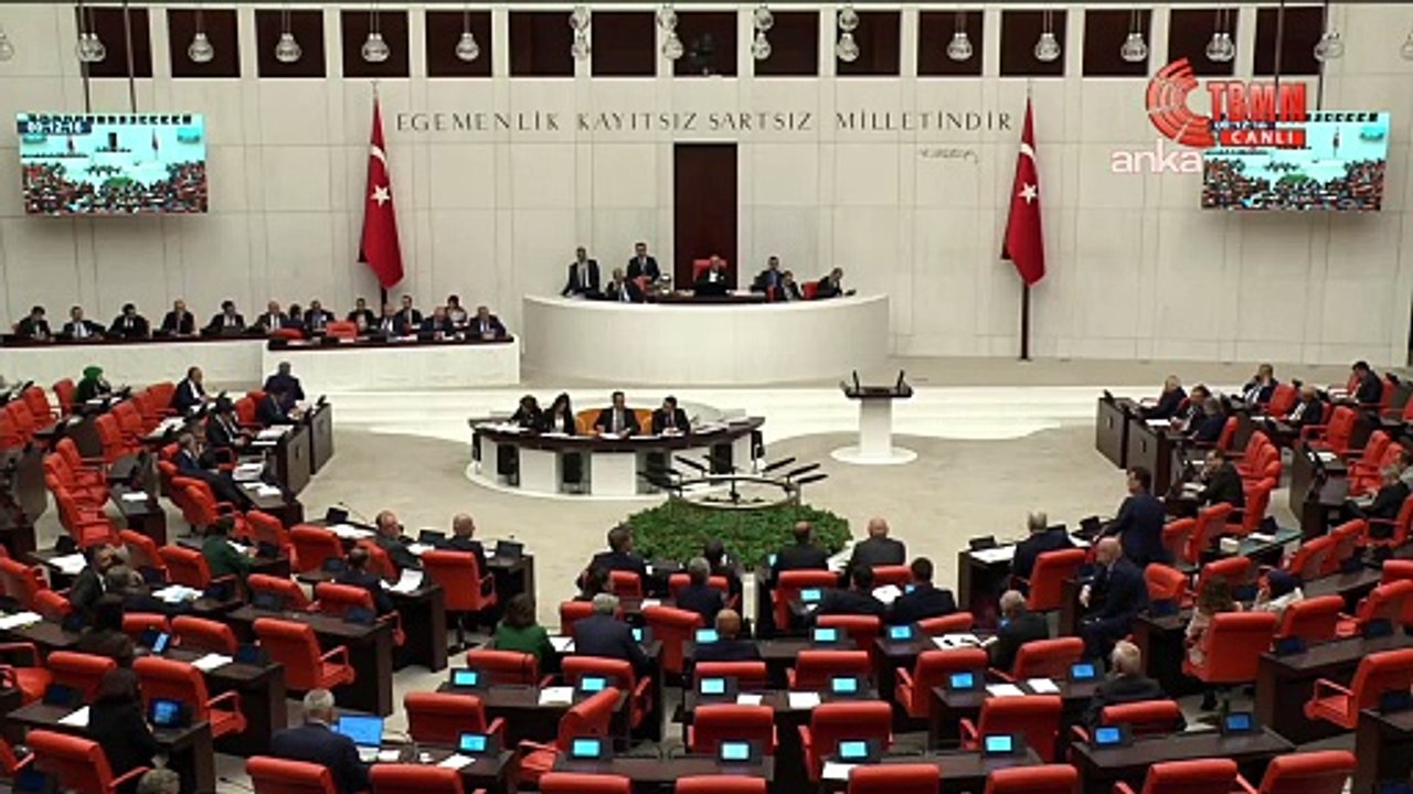 Mahmut Tanal'dan TBMM'de eylem: Zeytine dokunma, hayata dokunma