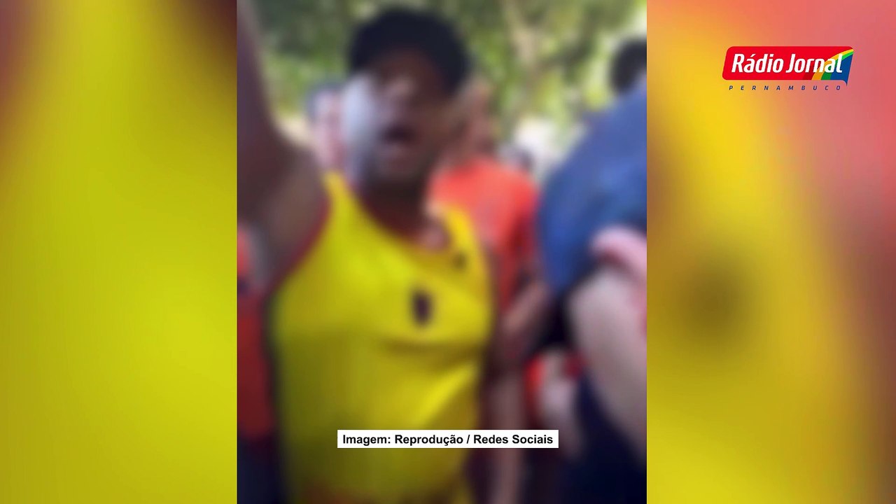 Sport: Pablo leva “tapa” de integrante de organizada em invasão ao CT