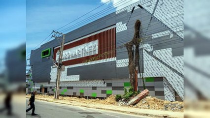 La línea 2C del metro avanza, pero deja atrás a los peatones