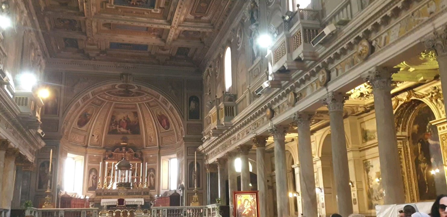 Madonnadelcarmine.net Ss. SILVESTRO E MARTINO AI MONTI #ROMA