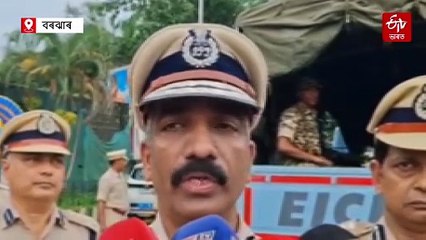 আবেগিক পৰিৱেশত প্ৰাণেশ্বৰ কোচলৈ শেষ শ্ৰদ্ধা জ্ঞাপন সতীৰ্থৰ