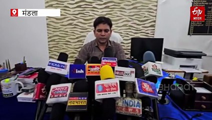 मंडला के दिलदार गांव वाले, लाखों रुपये की शराब पुलिस को गिफ्ट की