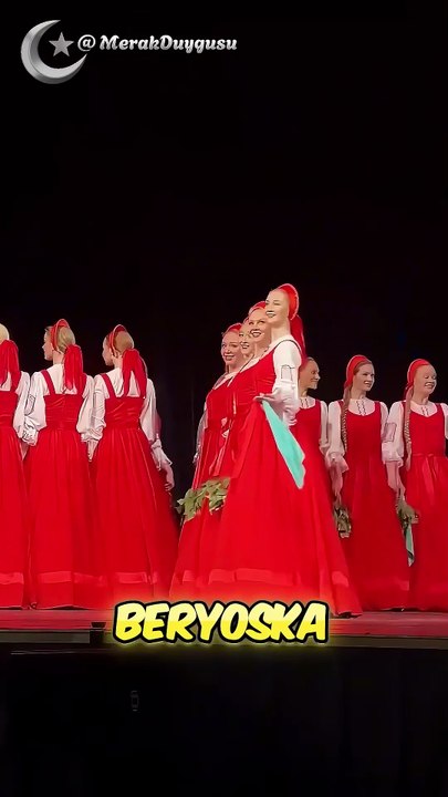 HAYALET Yürüyüş DANSI Sahnede SÜZÜLMEK! 💃✨
