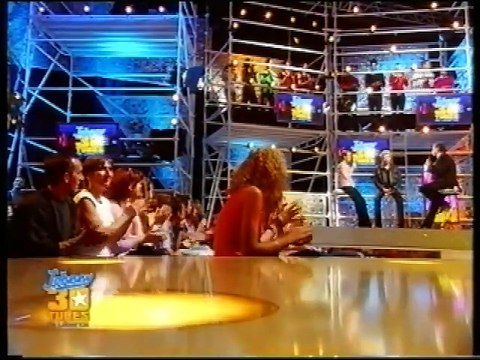 Johnny Hallyday – 30 Tubes de Légende sur TF1 (02 décembre 2003)