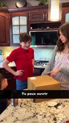 Ce jeune garçon aime l'humour noir