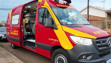 Motociclista fica ferida após colisão com Corsa no Bairro Sanga Funda