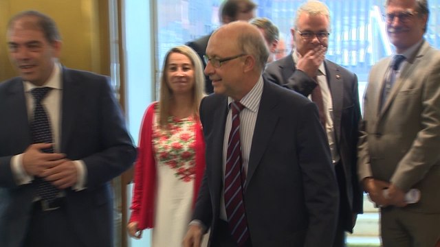 Montoro se da de baja del PP tras su imputación, en un cruce de acusaciones entre Gobierno y PP