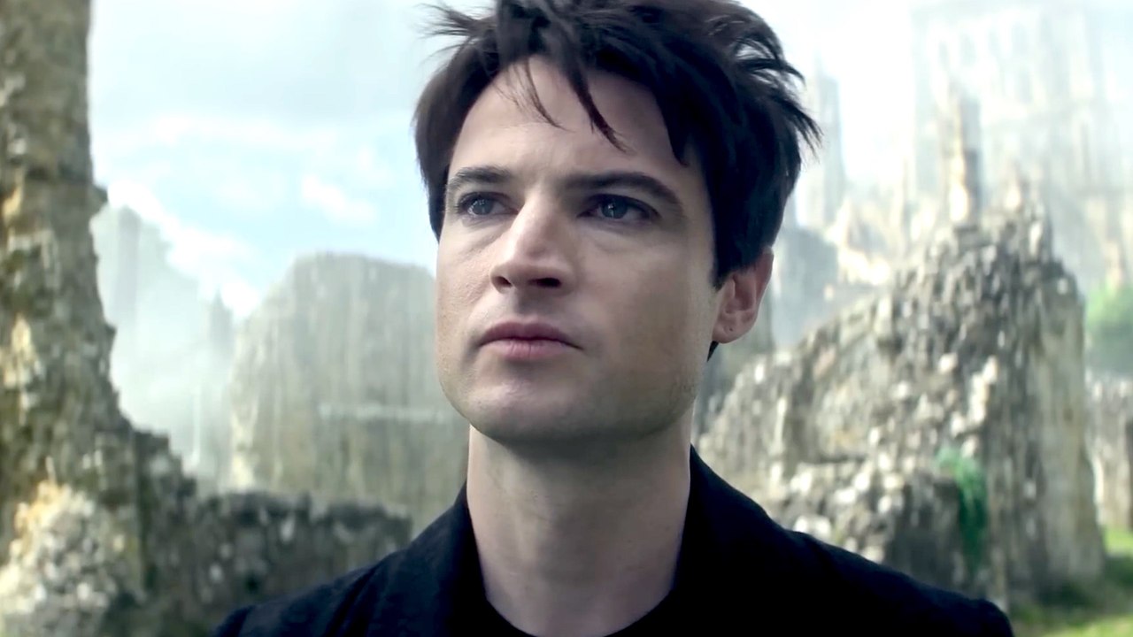 Dream Seeks Destiny in The Sandman Season 2 Vol 2 Opening