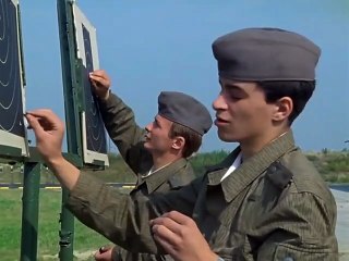 DDR Officers (1985) 🇩🇪