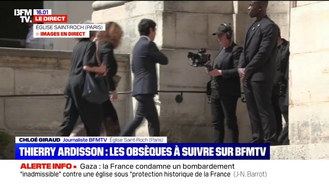 Obsèques de Thierry Ardisson: les premiers invités arrivent à l'église Saint-Roch de Paris