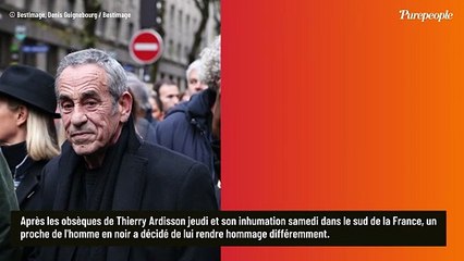 Un au revoir festif avec dress-code imposé... Un proche de Thierry Ardisson a tout organisé à Saint-Tropez
