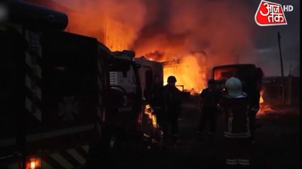 यूक्रेन के डोब्रोपिलिया में रूस ने बरसाए बम, देखें दुनिया आजतक