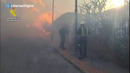 "¿Hay alguien ahí?" El desalojo de Calypo Fado entre las llamas