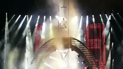 Robbie Williams scatenato a Trieste: il racconto e il video dell'unica data italiana del suo tour