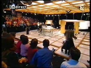 Johnny Hallyday – France 3 (12 novembre 2003) : JC Camus démonte les rumeurs
