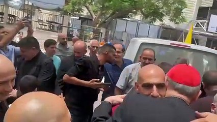 La patriarche latin de Jérusalem arrive à la paroisse de la Sainte-Famille à Gaza