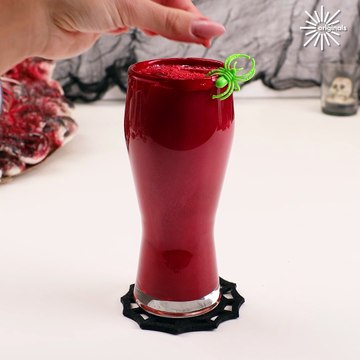 Make these spooky Halloween treats at home 🤤🎃