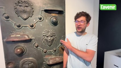 La porte Lacoste du Carillon livre ses secrets