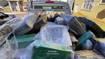 Polícia Rodoviária Federal apreende cerca de duas toneladas de maconha em barracão no Bairro Canadá, em Cascavel