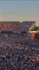 Queen Le stade, public chante Freddy Mercury, magic