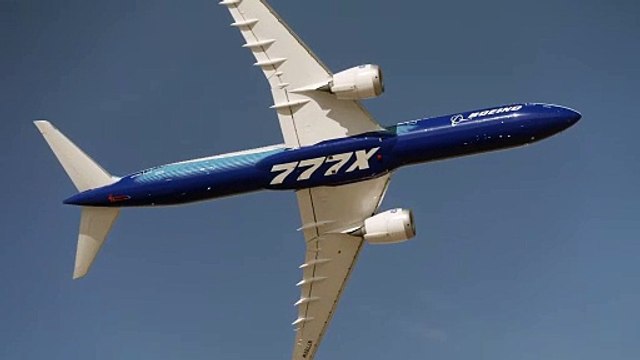El Boeing 777-9 despega en vertical en Dubái: así fue su espectacular maniobra en el salón aéreo en 2023