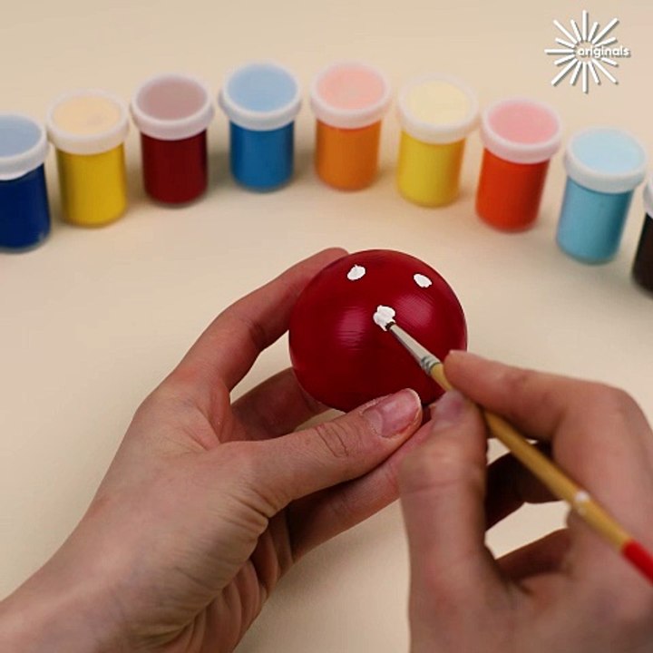 Make your mushroom art pop🍄