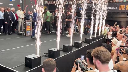 Poids lourds - Le pesée pour Usyk et Dubois